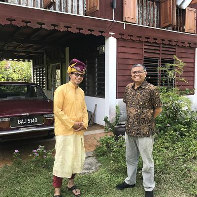 Nash with Dato' Seri Shamsul Nasarah.